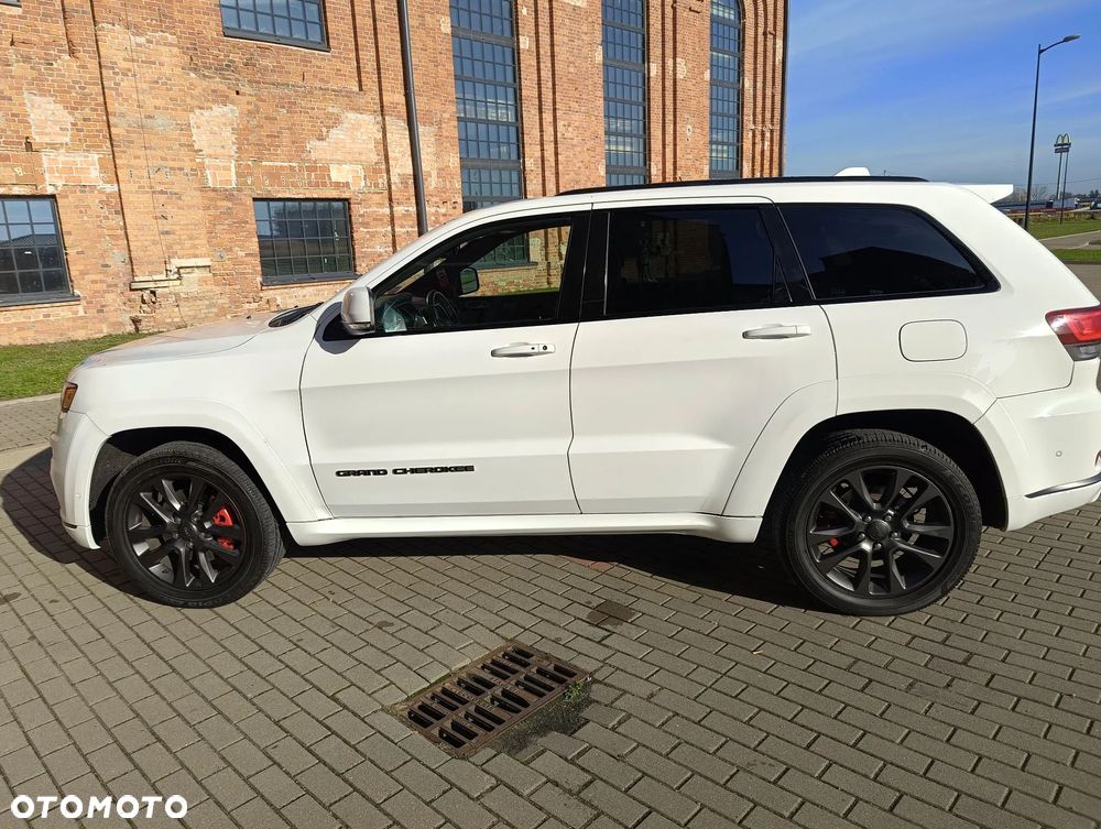 Jeep Grand Cherokee - 20