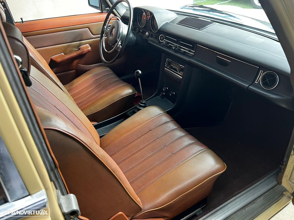 Mercedes-Benz W114/W115 (1968-1974) - 14