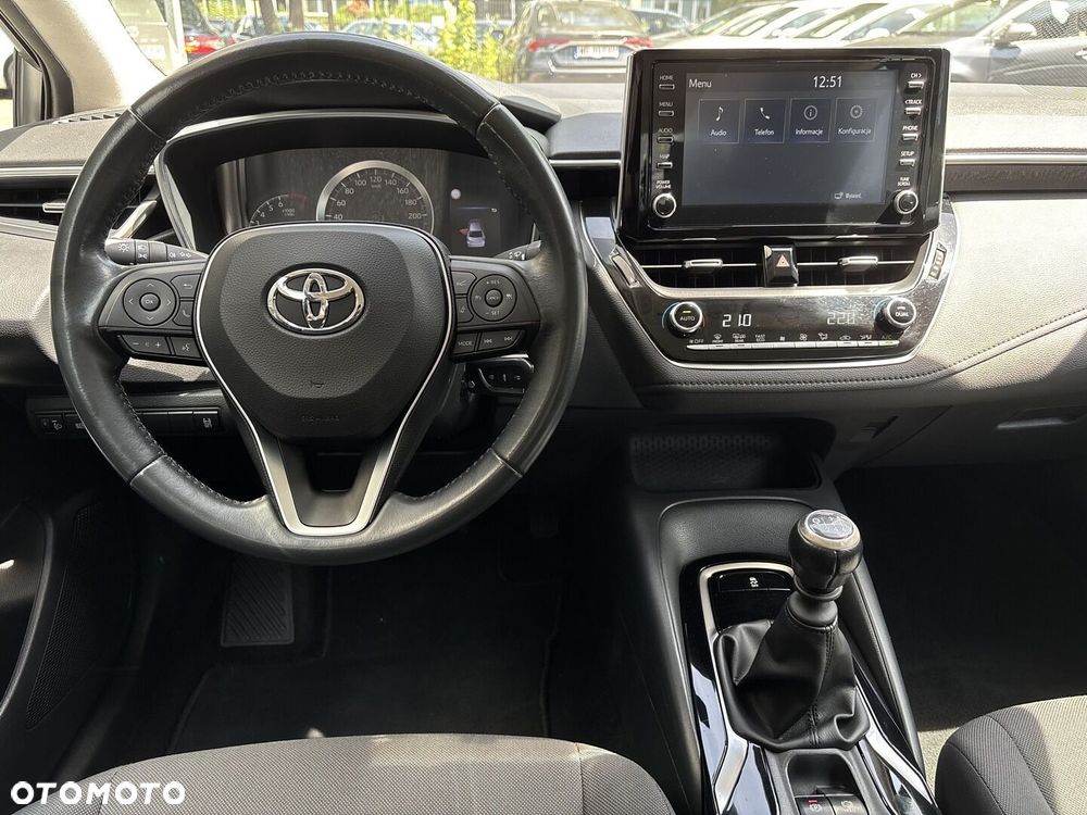 Toyota Corolla - 16