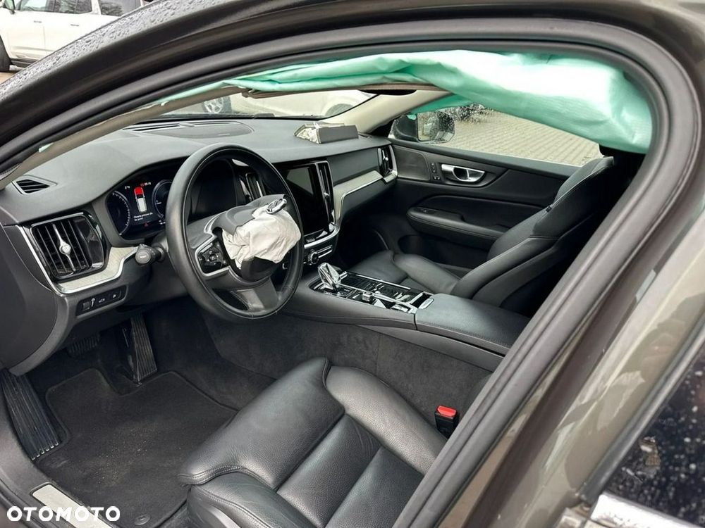 Volvo V60 T6 AWD Recharge Geartronic Inscription - 13