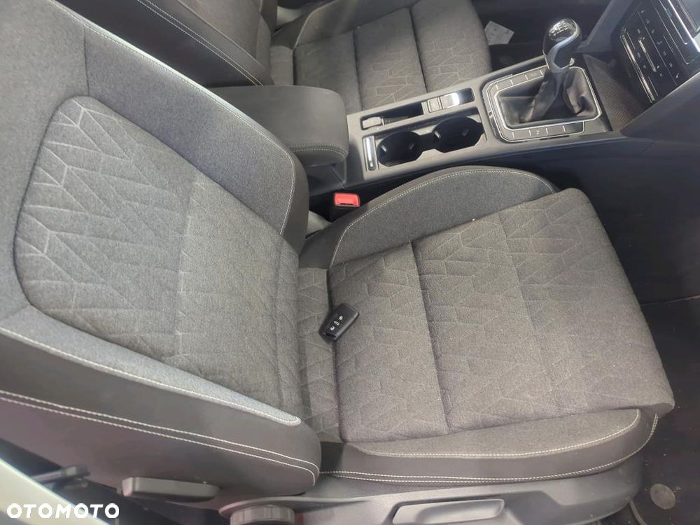 Volkswagen Passat 2.0 TDI EVO Business - 15