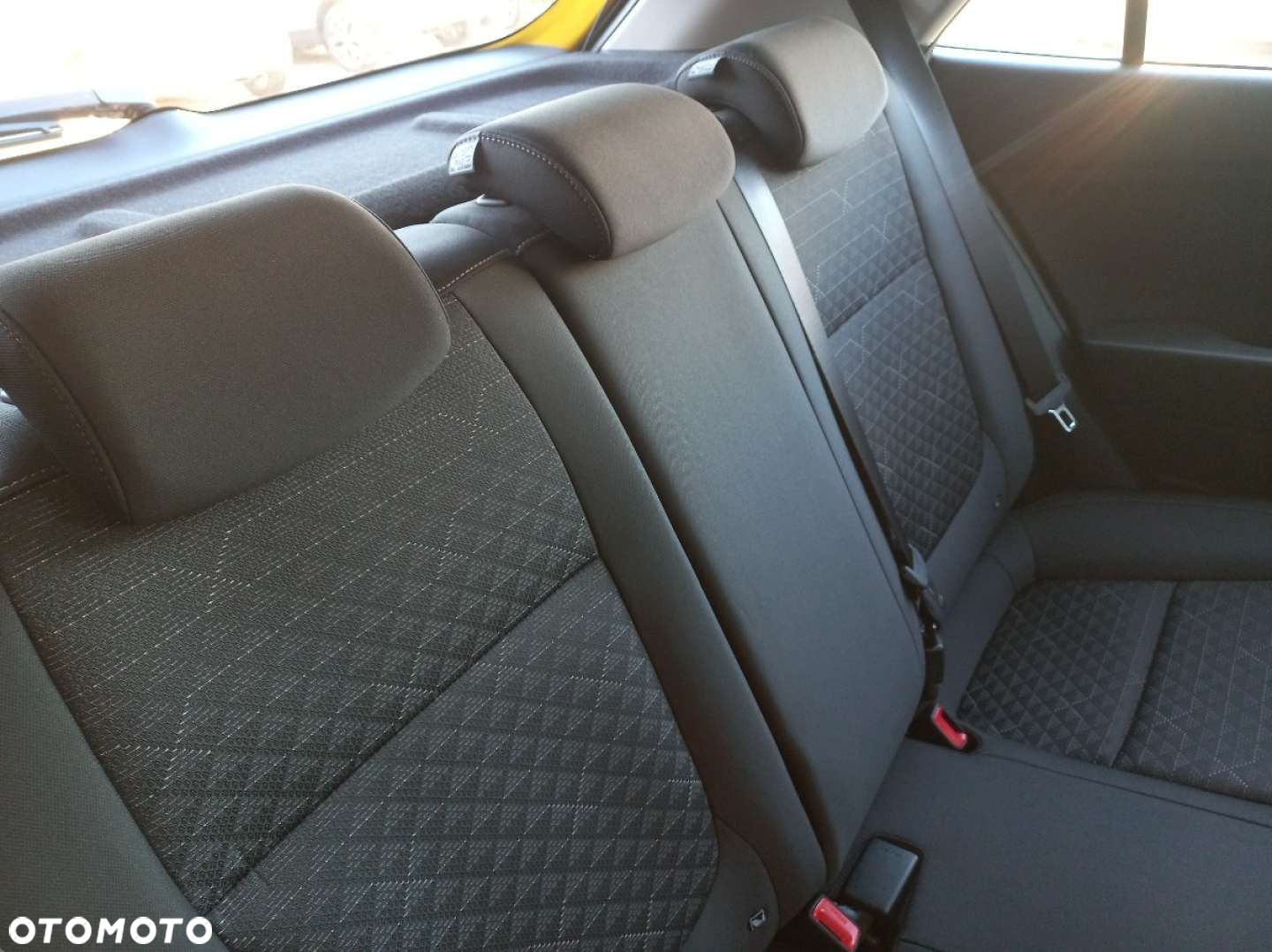 Kia Rio - 19