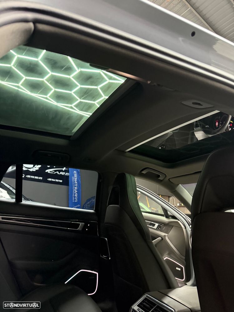 Porsche Panamera Sport Turismo 4S E-Hybrid - 26