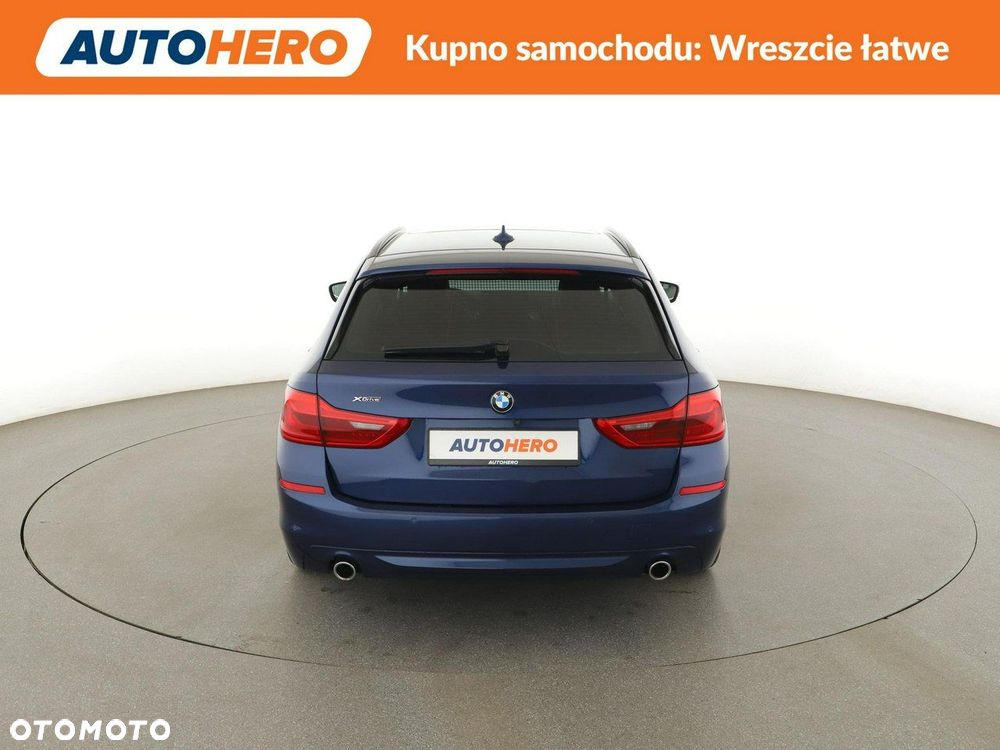 BMW Seria 5 520d xDrive - 7