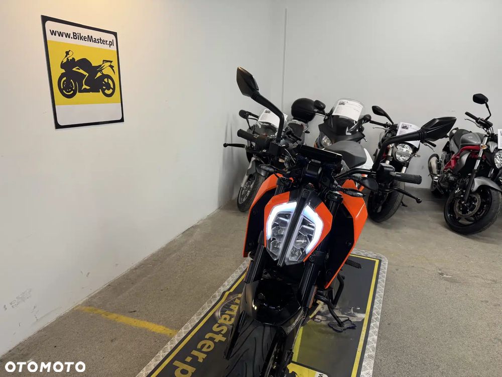 KTM Duke - 32