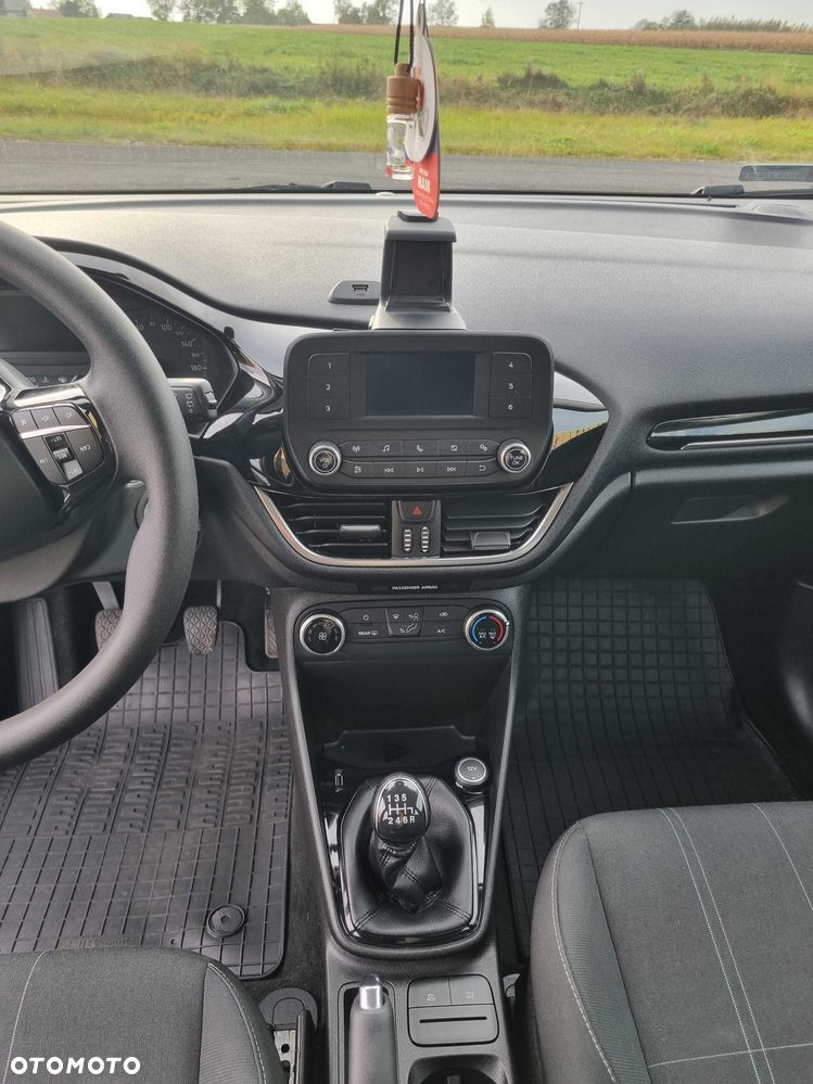 Ford Fiesta - 6
