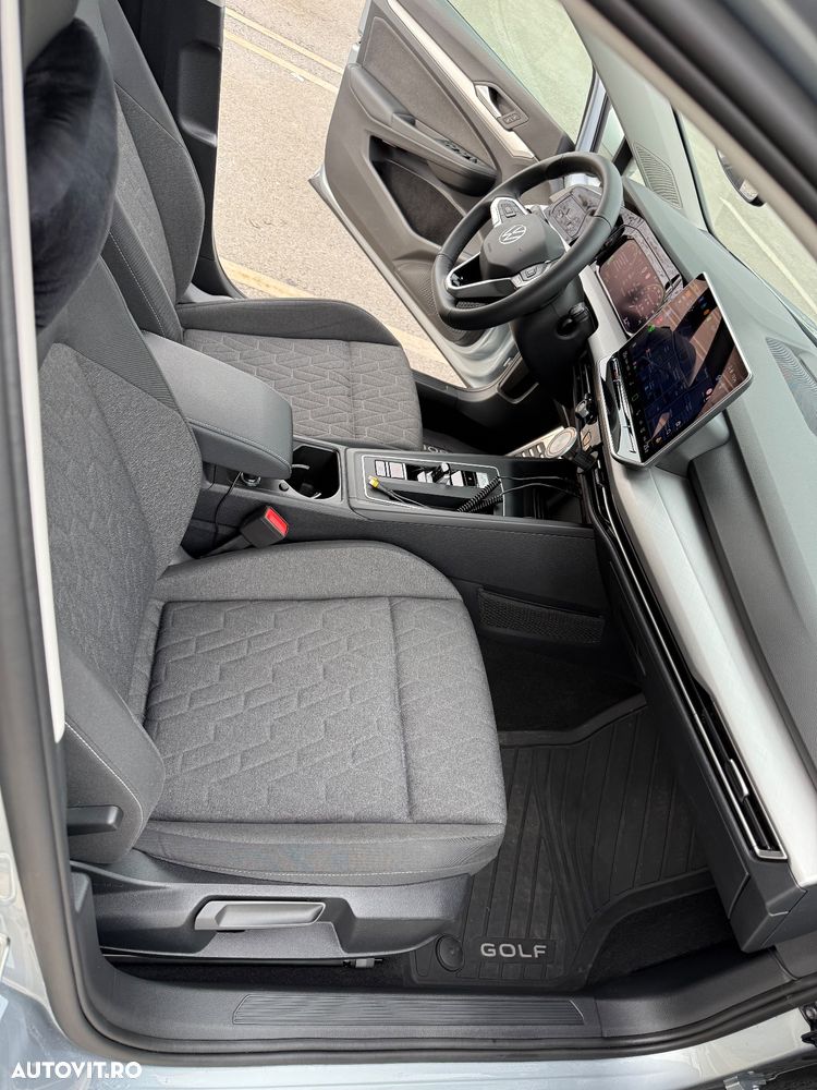 Volkswagen Golf 1.5 eTSI DSG MHEV Life - 12