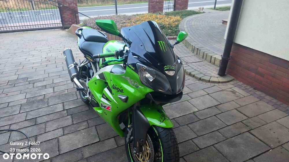 Kawasaki ZXR - 2