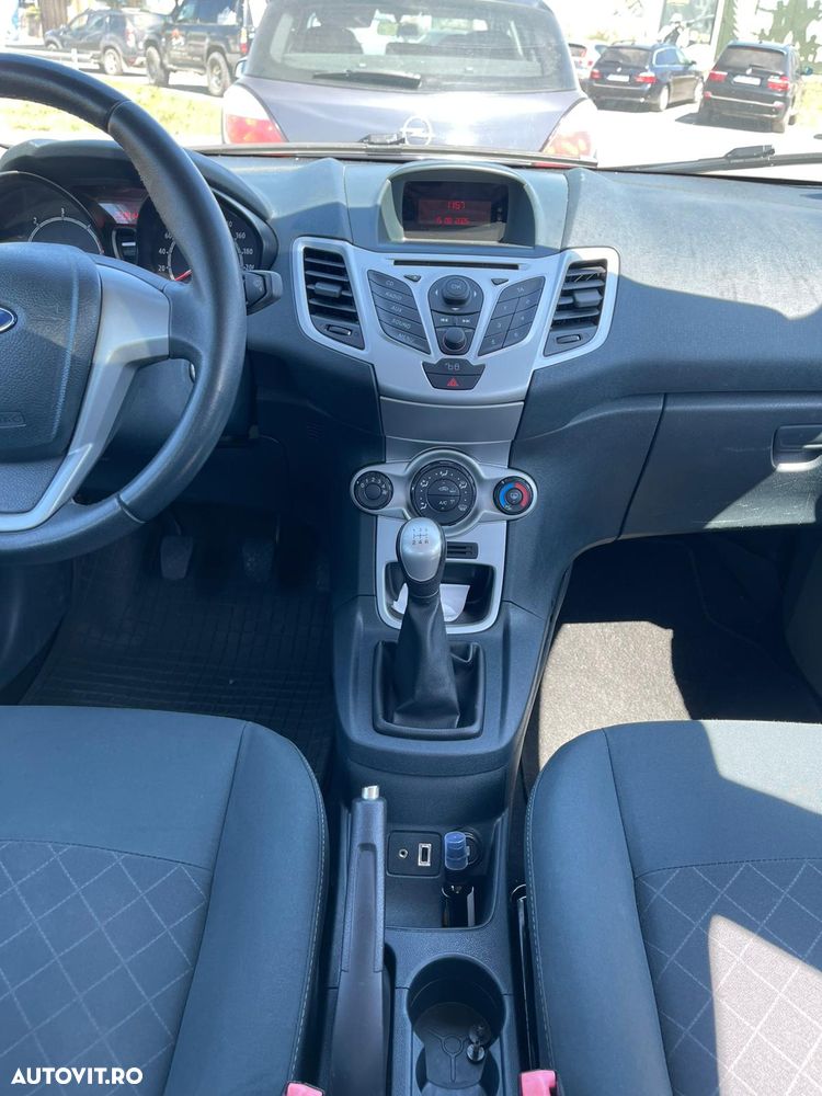 Ford Fiesta 1.4 TDCI Trend - 10