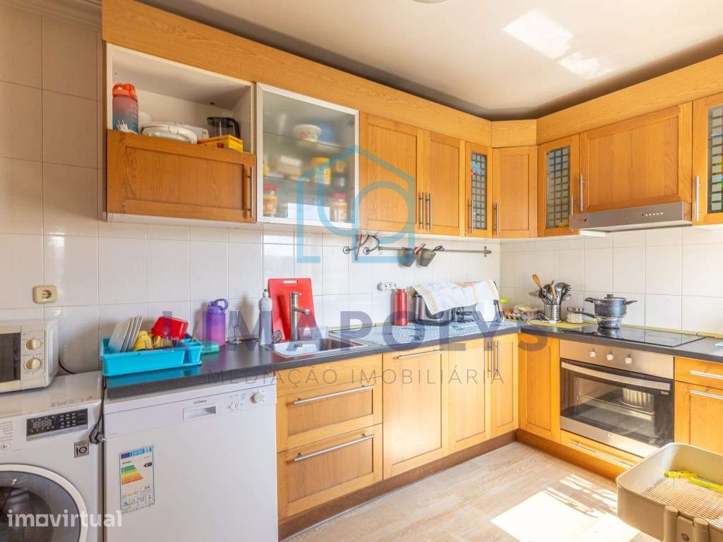 Apartamento T2 com lugar de garagem e vista de mar - Grande imagem: 5/12