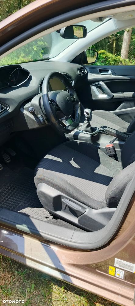 Peugeot 308 1.6 THP Active - 3