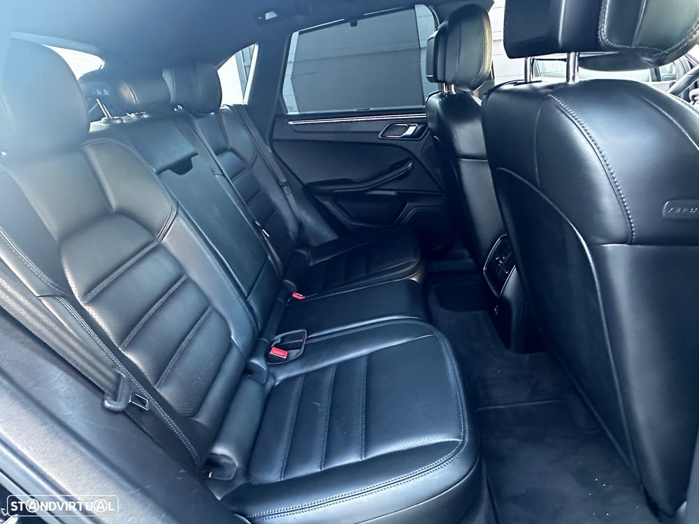 Porsche Macan 2.0T - 12