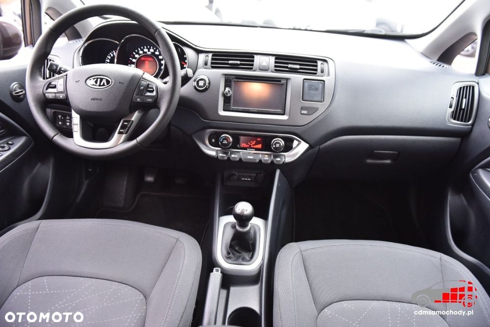 Kia Rio - 23