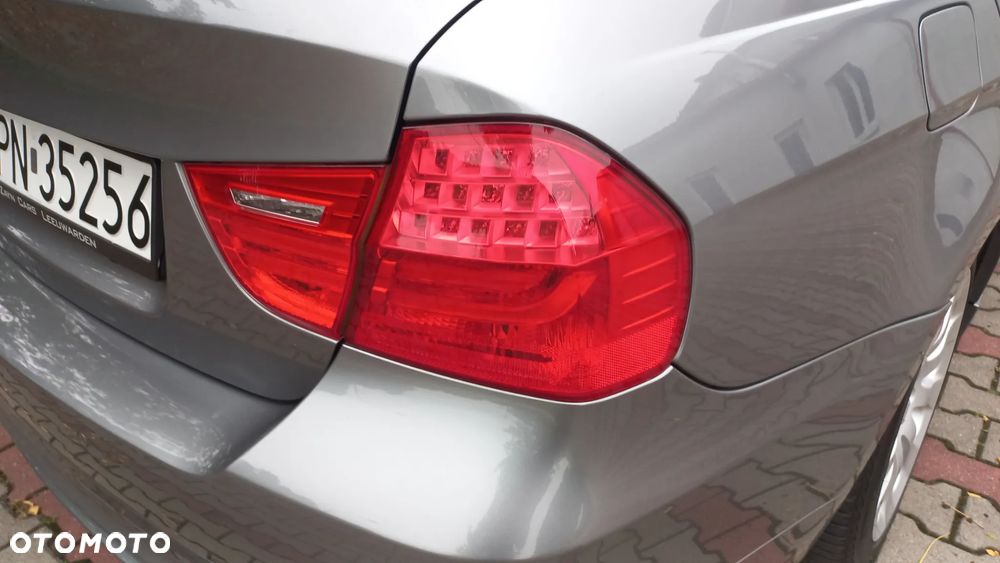 BMW Seria 3 335d DPF Edition Exclusive - 19