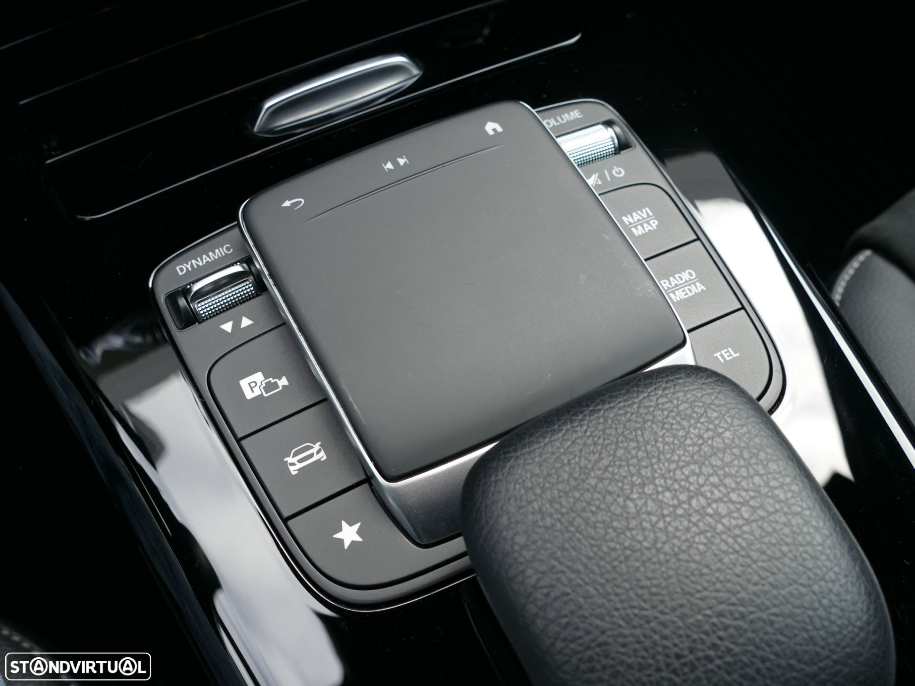 Mercedes-Benz A 250 e AMG Line - 19