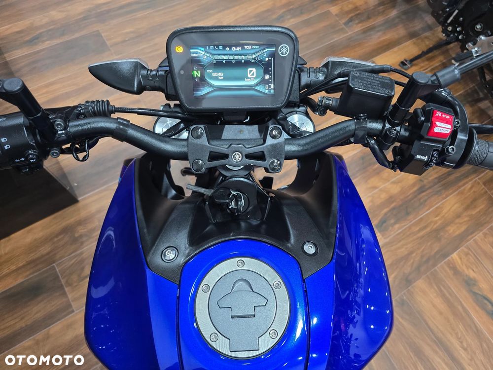 Yamaha MT - 4