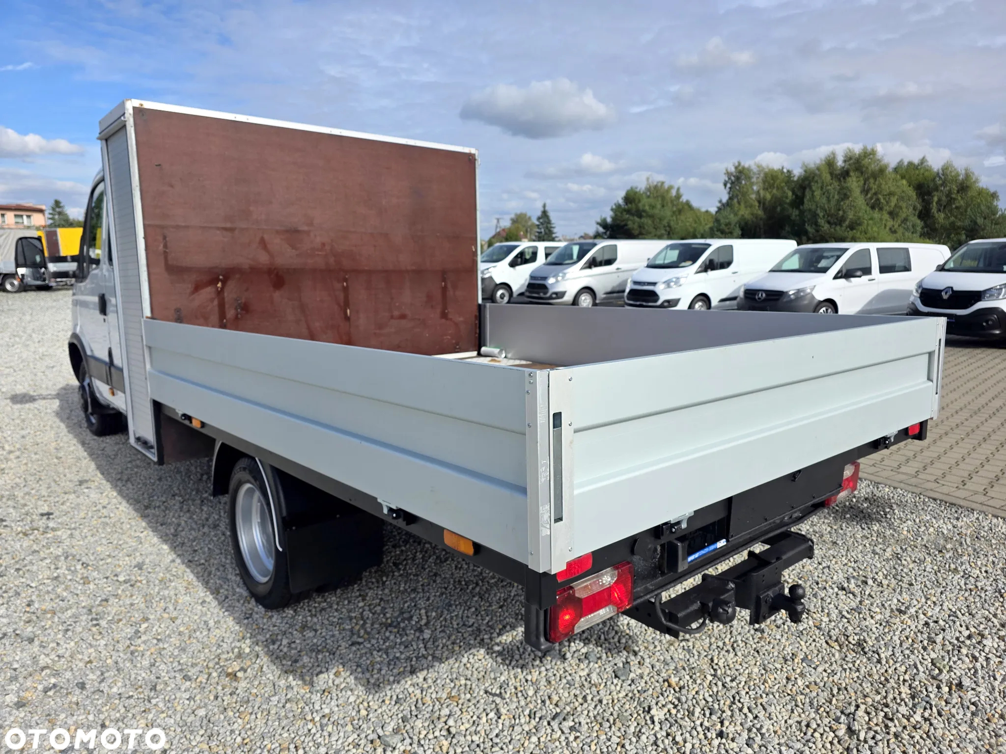 Iveco 35C15 3,0 HPI 150 KONNA DOKA BRYGADÓWKA 7 OSOBOWA 3,5M SKRZYNIA BLIŻNIAKI DO 3,5T WEBASTO GWARANCJA - 3