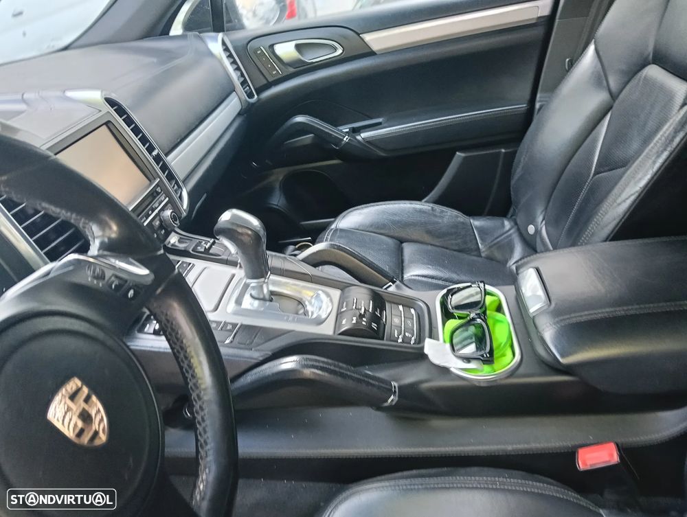 Porsche Cayenne 3.0 V6 - 16