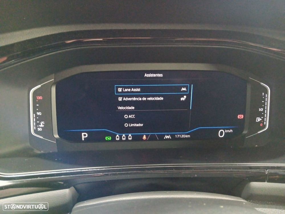 VW T-Roc - 19