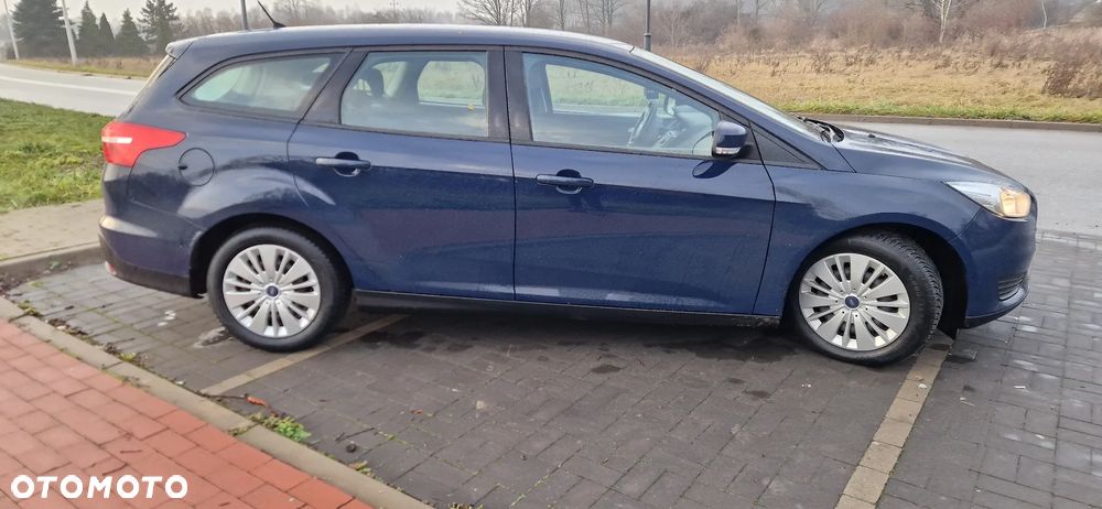 Ford Focus 1.6 Trend Sport - 11