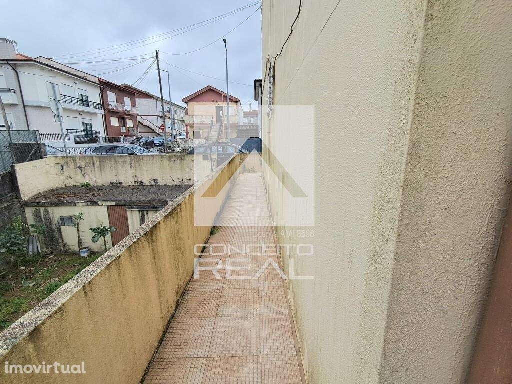 Moradia - Centro de Rio Tinto - T3 - 3 Frentes - Grande imagem: 2/27