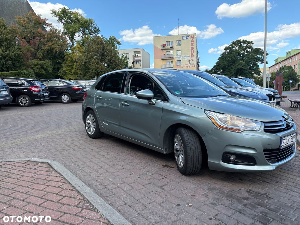 Citroën C4 VTi 120 Exclusive - 3