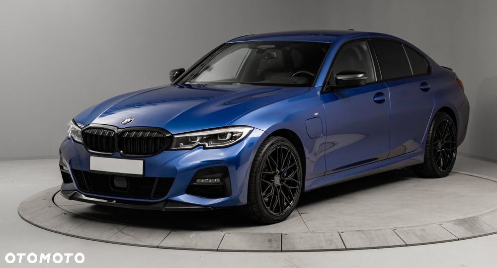 BMW Seria 3 330e Sport - 2