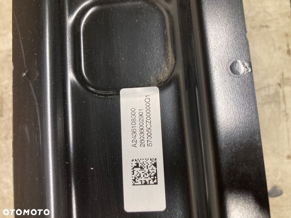 MERCEDES EQA H243 BELKA WZMOCNIENIE ZDERZAKA TYŁ A2436108300 - 3
