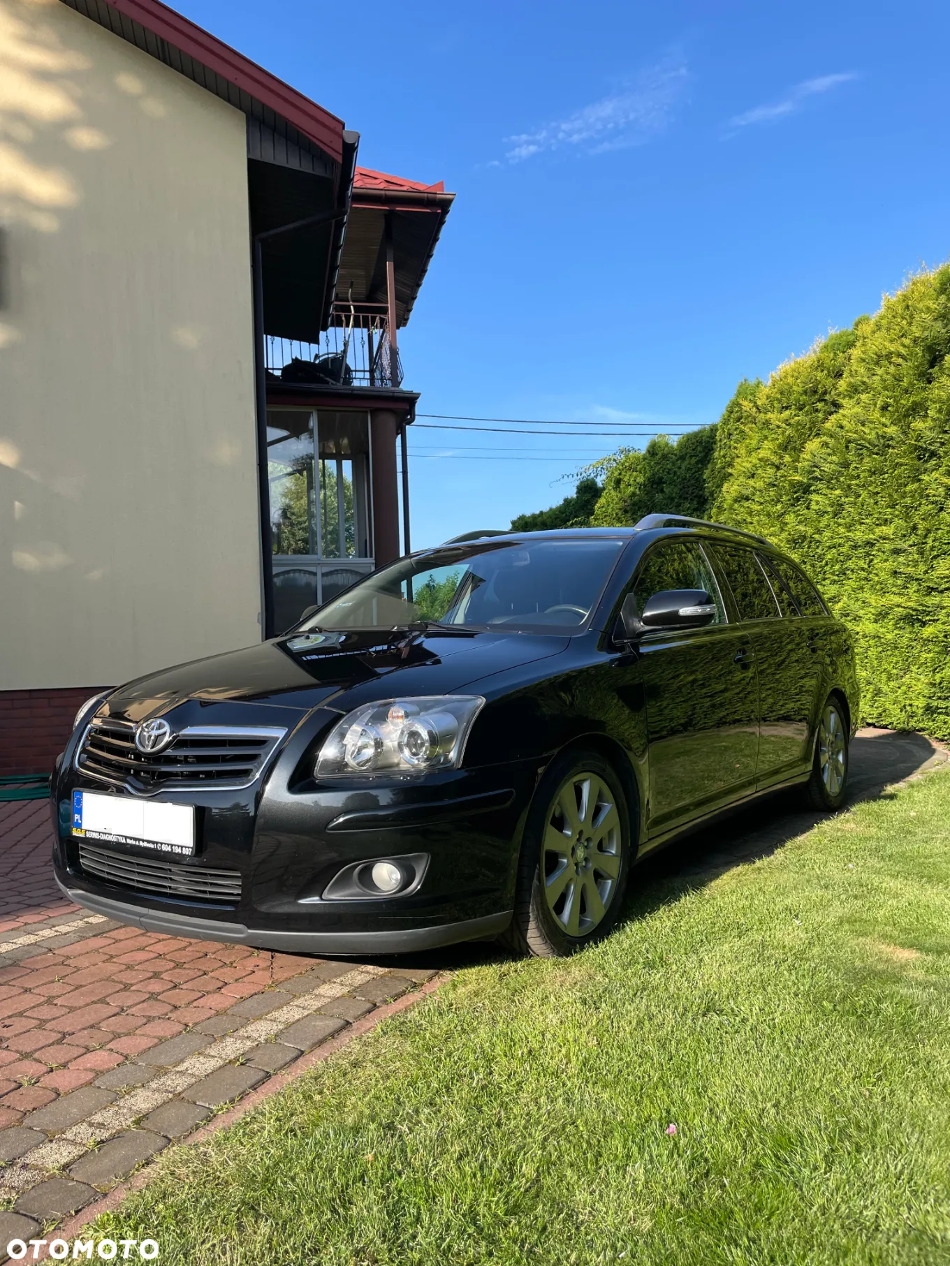 Toyota Avensis - 2