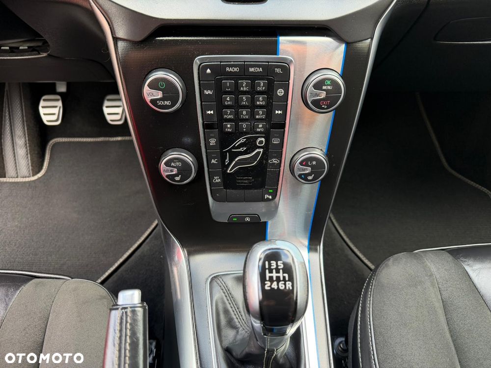 Volvo V40 D2 RDesign - 10