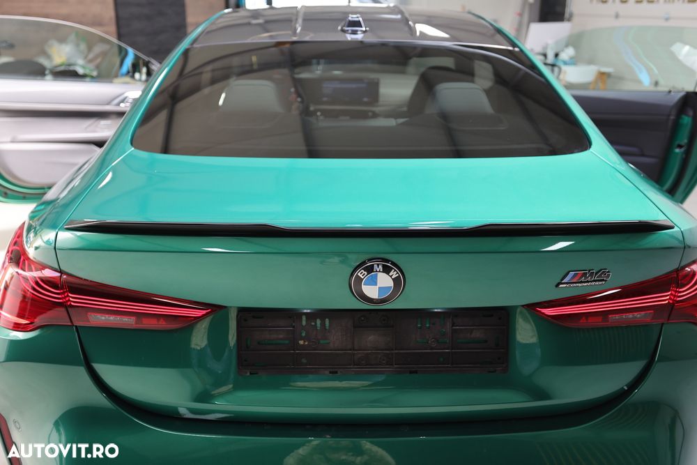 BMW M4 Competition M xDrive - 19