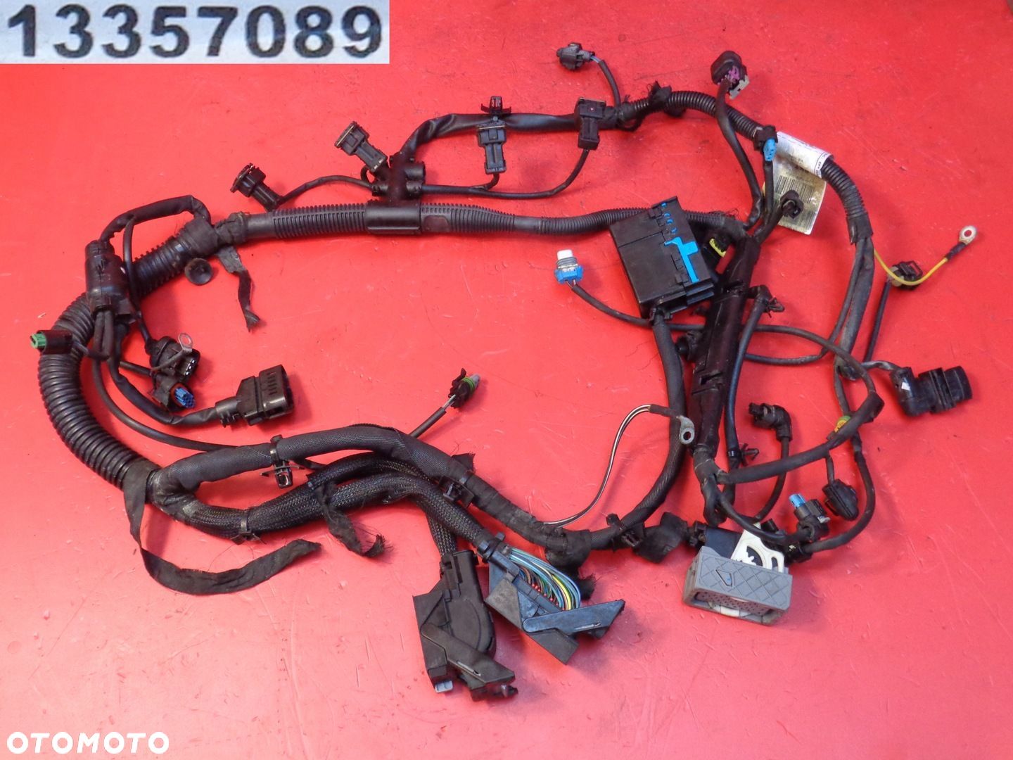 Wiązka silnika Opel Adam Astra Corsa 1.4 16V A14XER 2013r 13357089 - 1