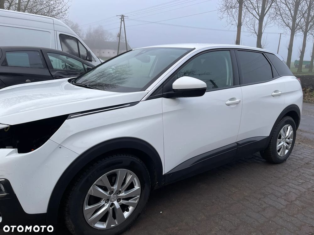 Peugeot 3008 BlueHDi 120 Stop & Start EAT6 Active Business-Paket - 32