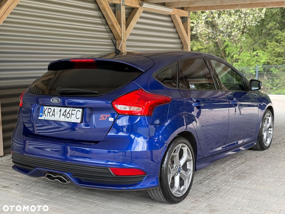 Ford Focus 2.0 EcoBoost ST mit Leder-Exclusiv-Paket - 6