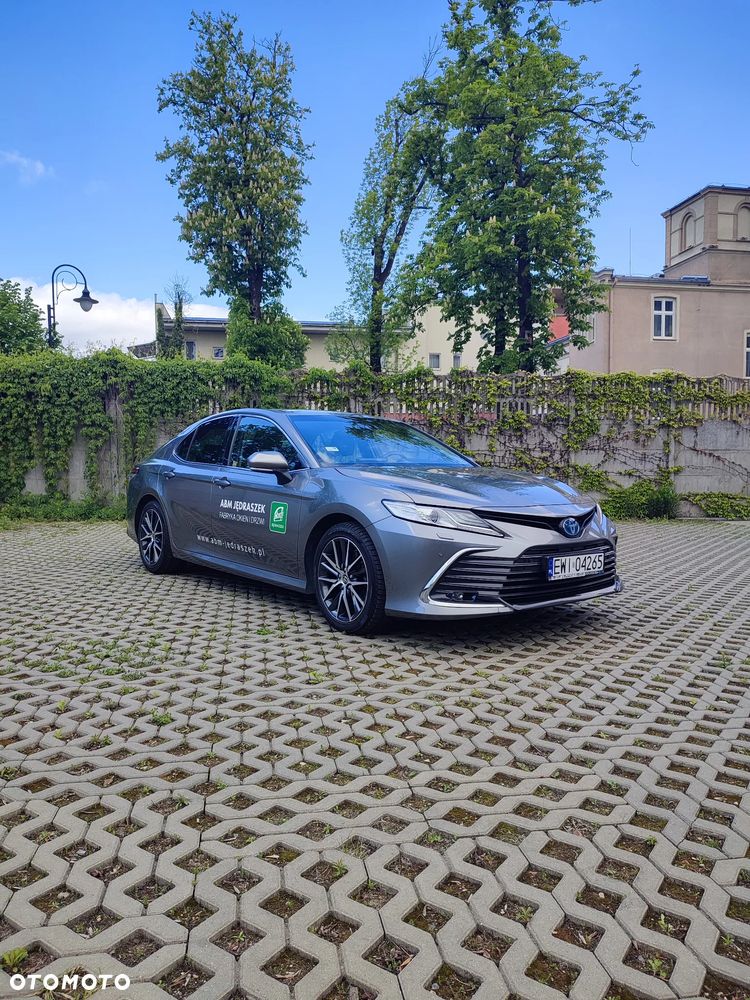 Toyota Camry 2.5 Hybrid Executive CVT - 6