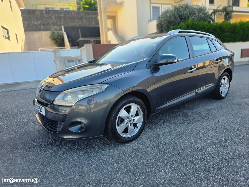 Renault Mégane Sport Tourer 1.5 dCi Dynamique - 1