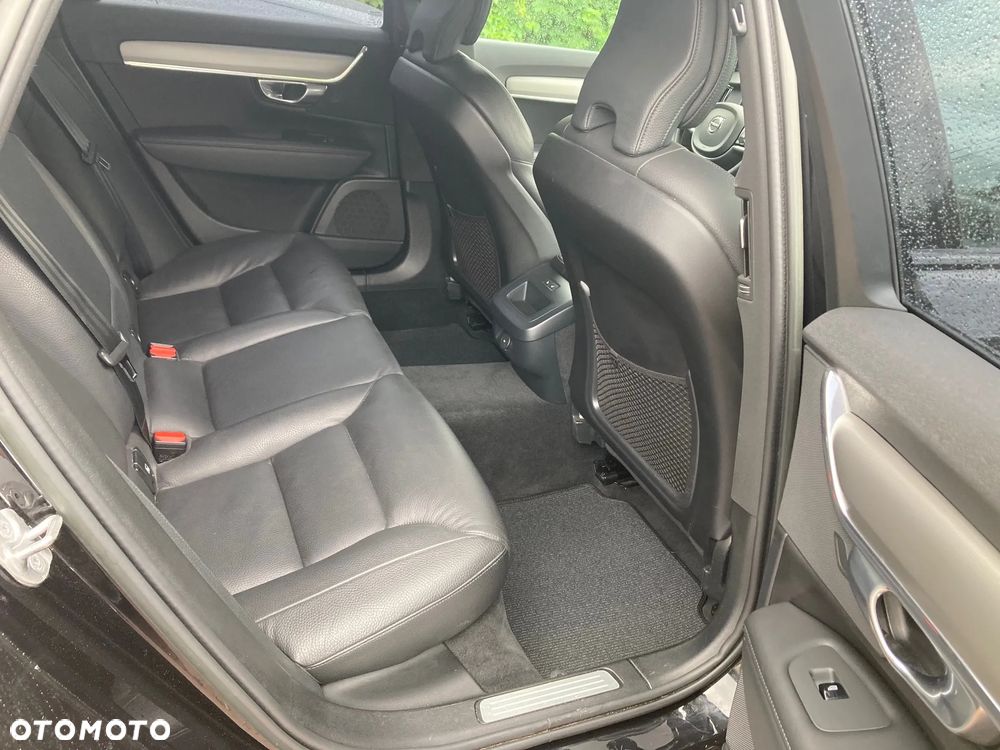 Volvo V90 Cross Country B5 D AWD Core - 11