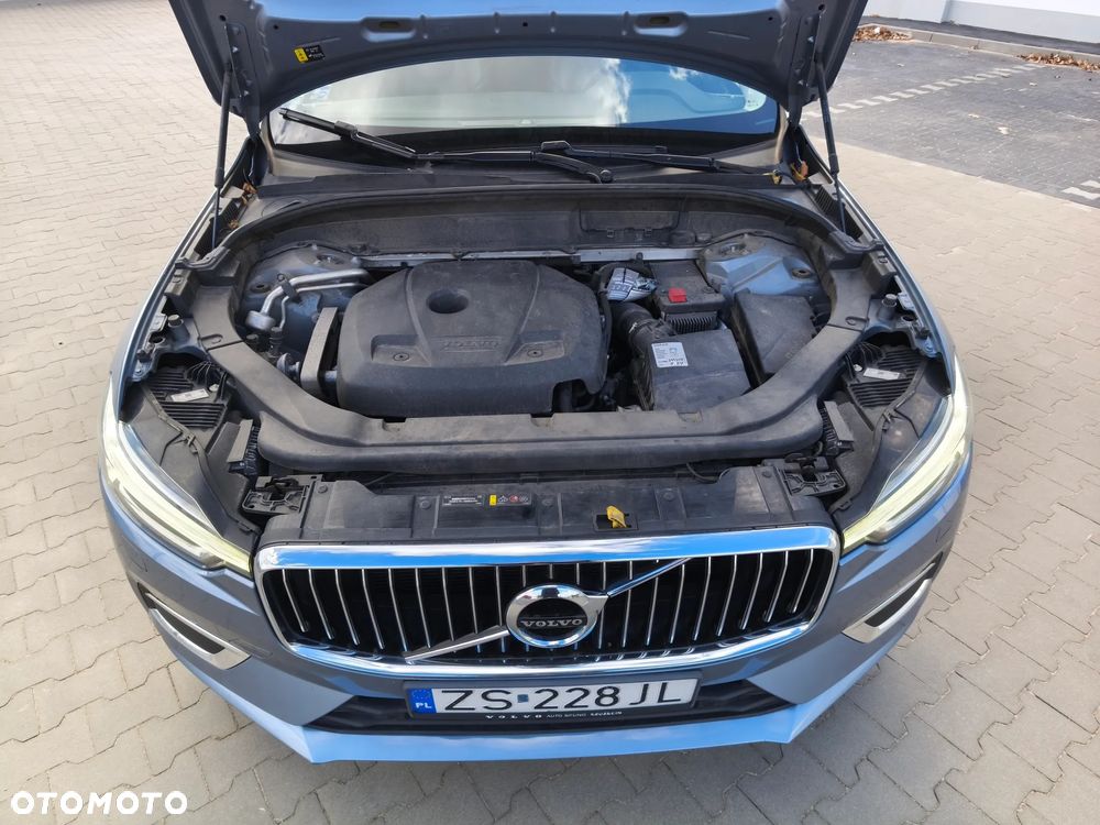 Volvo XC 60 T5 GPF AWD Inscription - 17