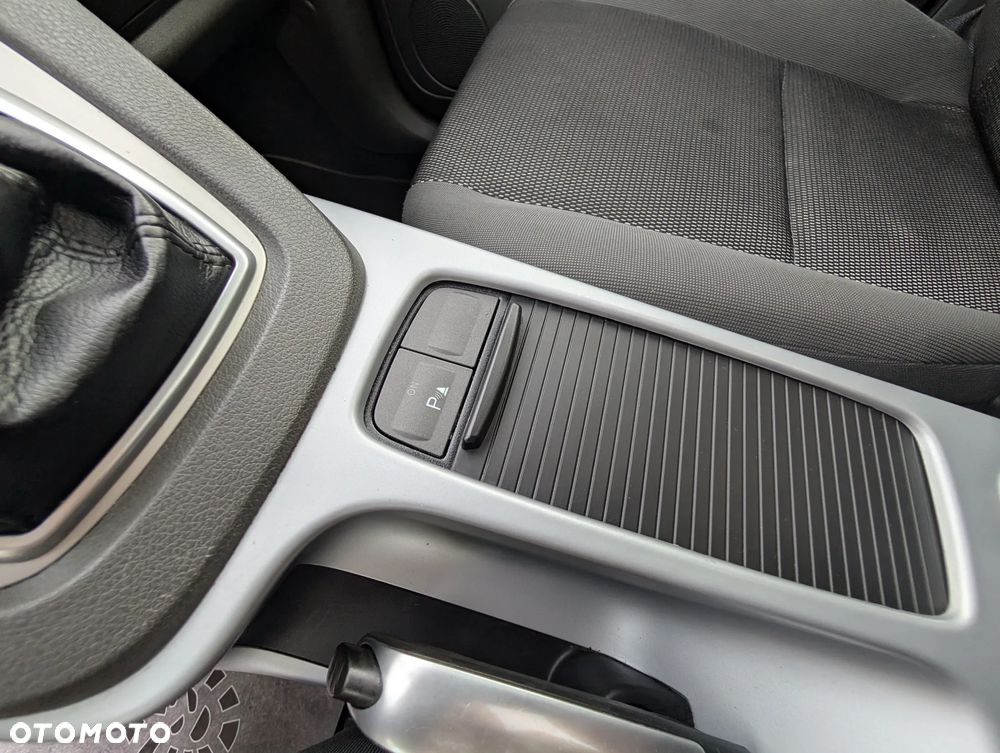 Ford Kuga 2.0 TDCi Titanium - 27