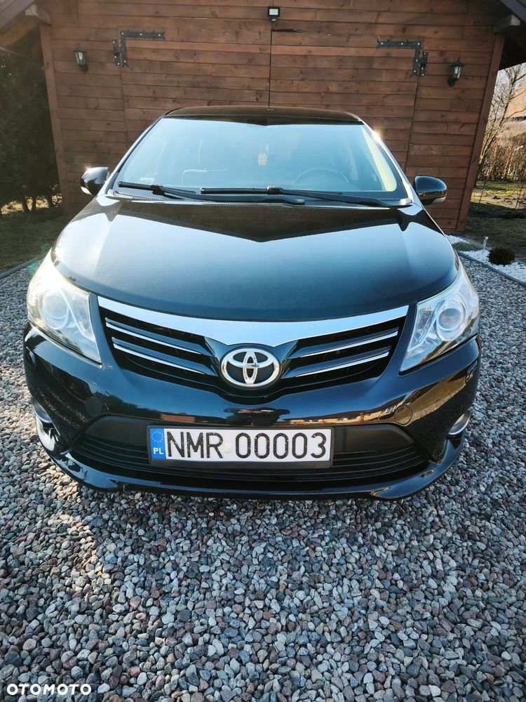 Toyota Avensis 2.0 D-4D Sol - 1