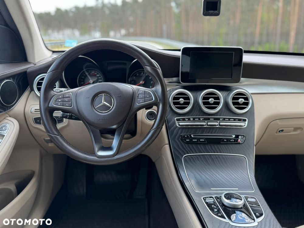 Mercedes-Benz GLC 250 4-Matic - 5