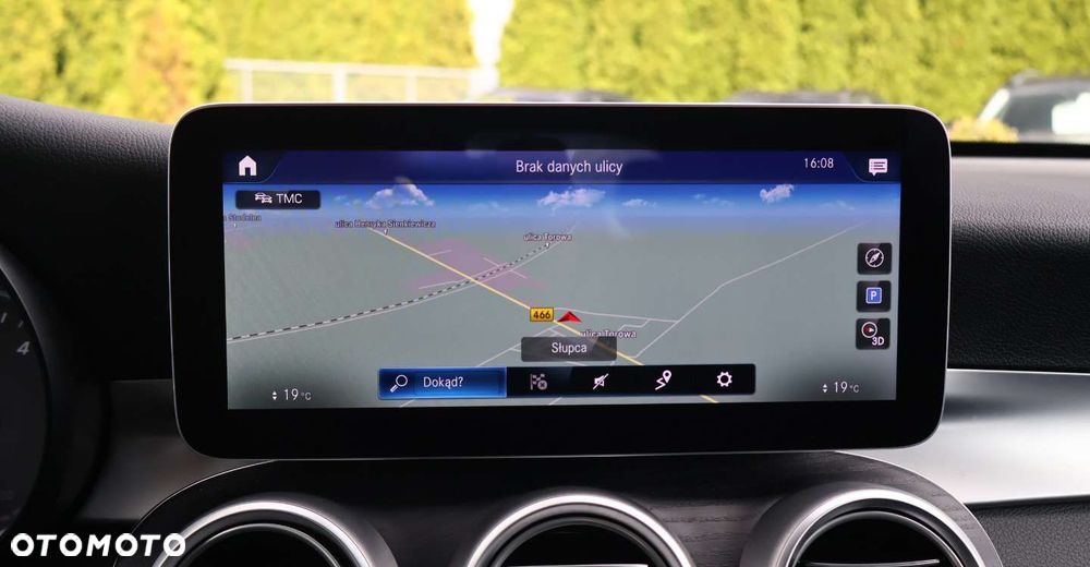 Mercedes-Benz GLC - 24