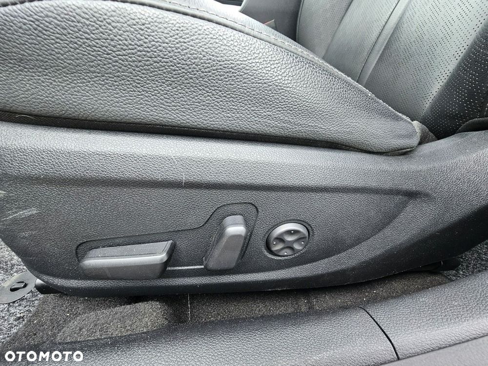 Kia Optima - 31