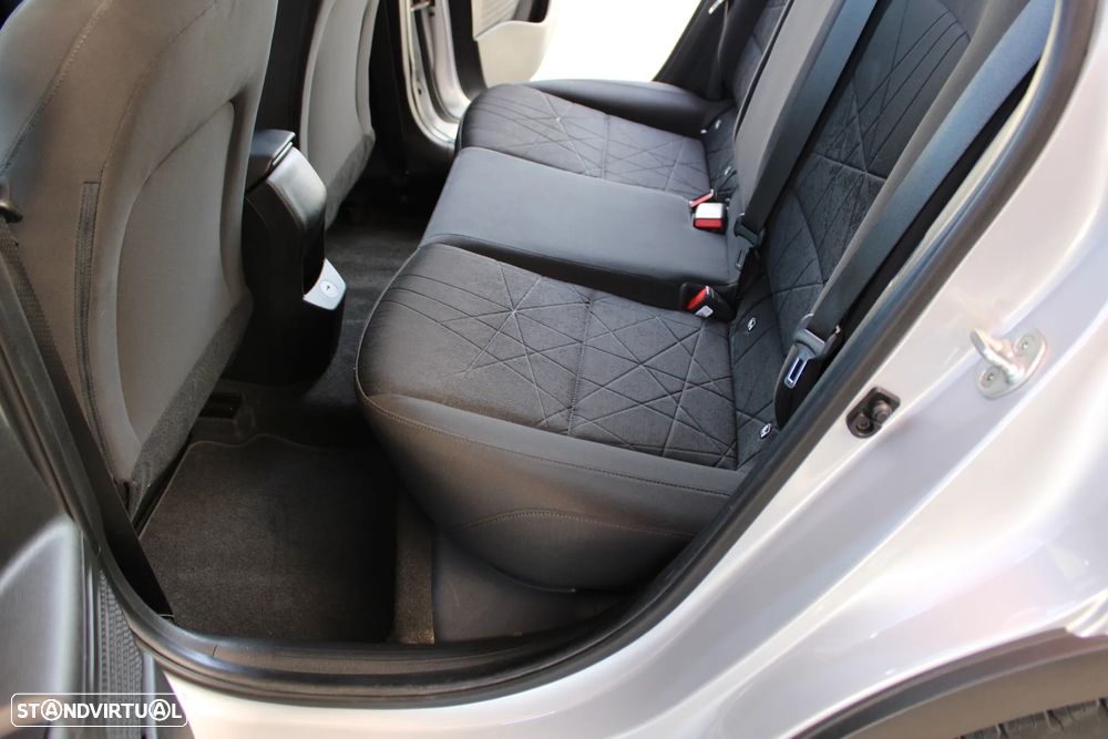 Hyundai Bayon 1.0 T-GDI Premium - 38