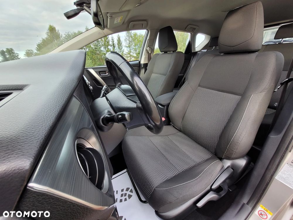 Toyota Auris 1.33 VVT-i Premium Comfort - 15