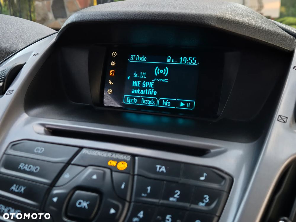 Ford Tourneo Connect Grand - 36