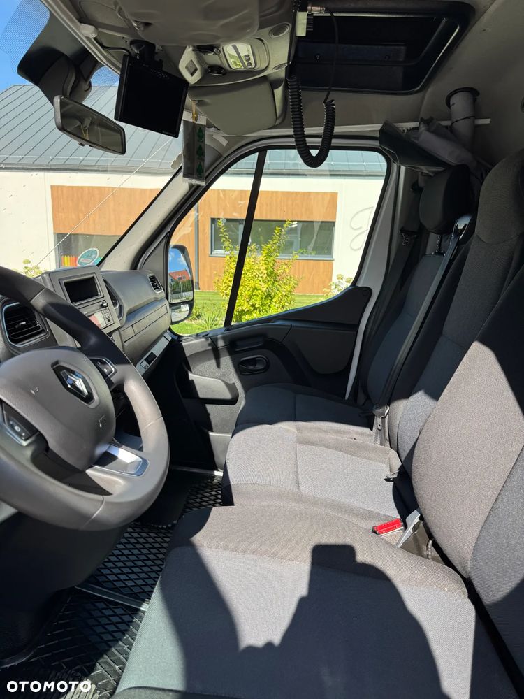 Renault Master - 11
