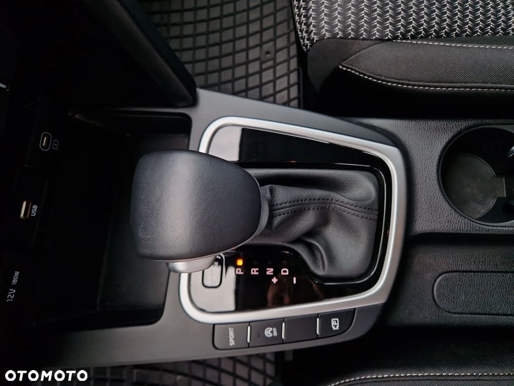 Kia Ceed 1.5 T-GDI M DCT - 31