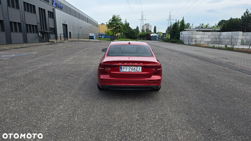 Volvo S60 - 4
