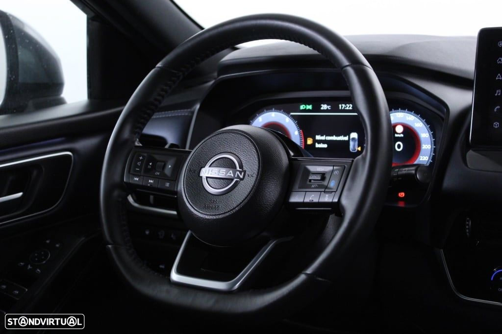 Nissan Qashqai 1.3 DIG-T Tekna SKY Xtronic - 16